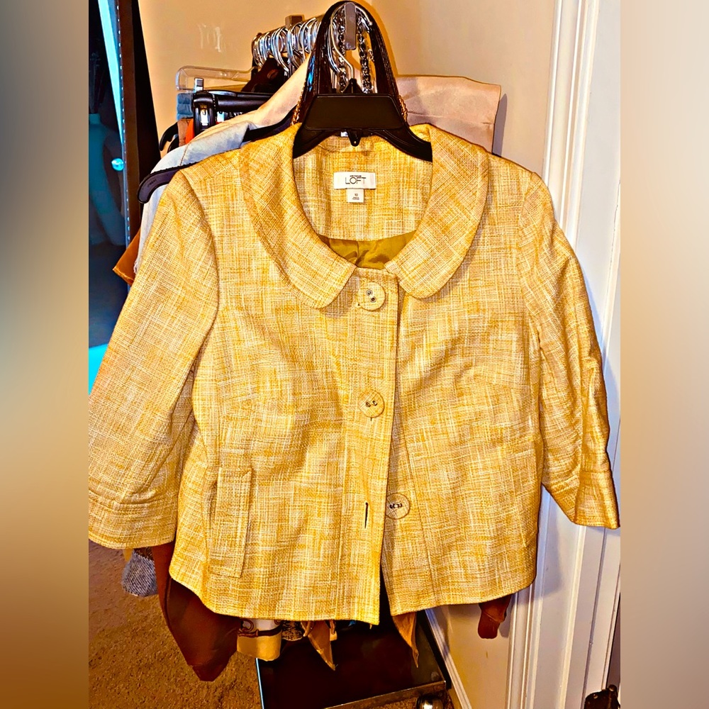 lime green ann loft 3/4 sleeve blazer